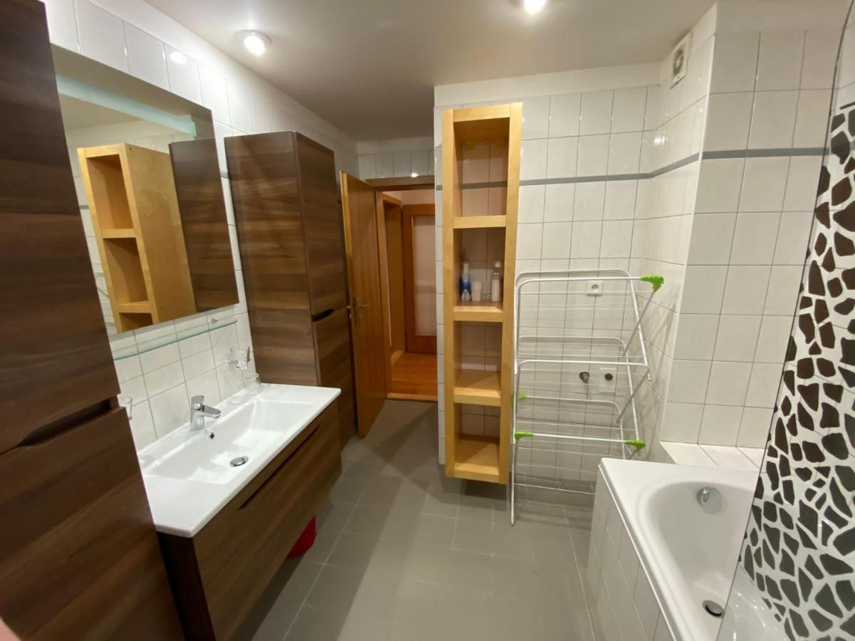 פץ פוד סניישקו Apartman Poustevnik מראה חיצוני תמונה